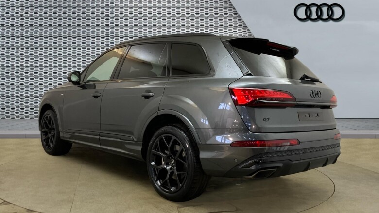 Audi Q7 3.0 TDI Quattro 286 Black Edition 5dr Tiptronic Diesel Estate
